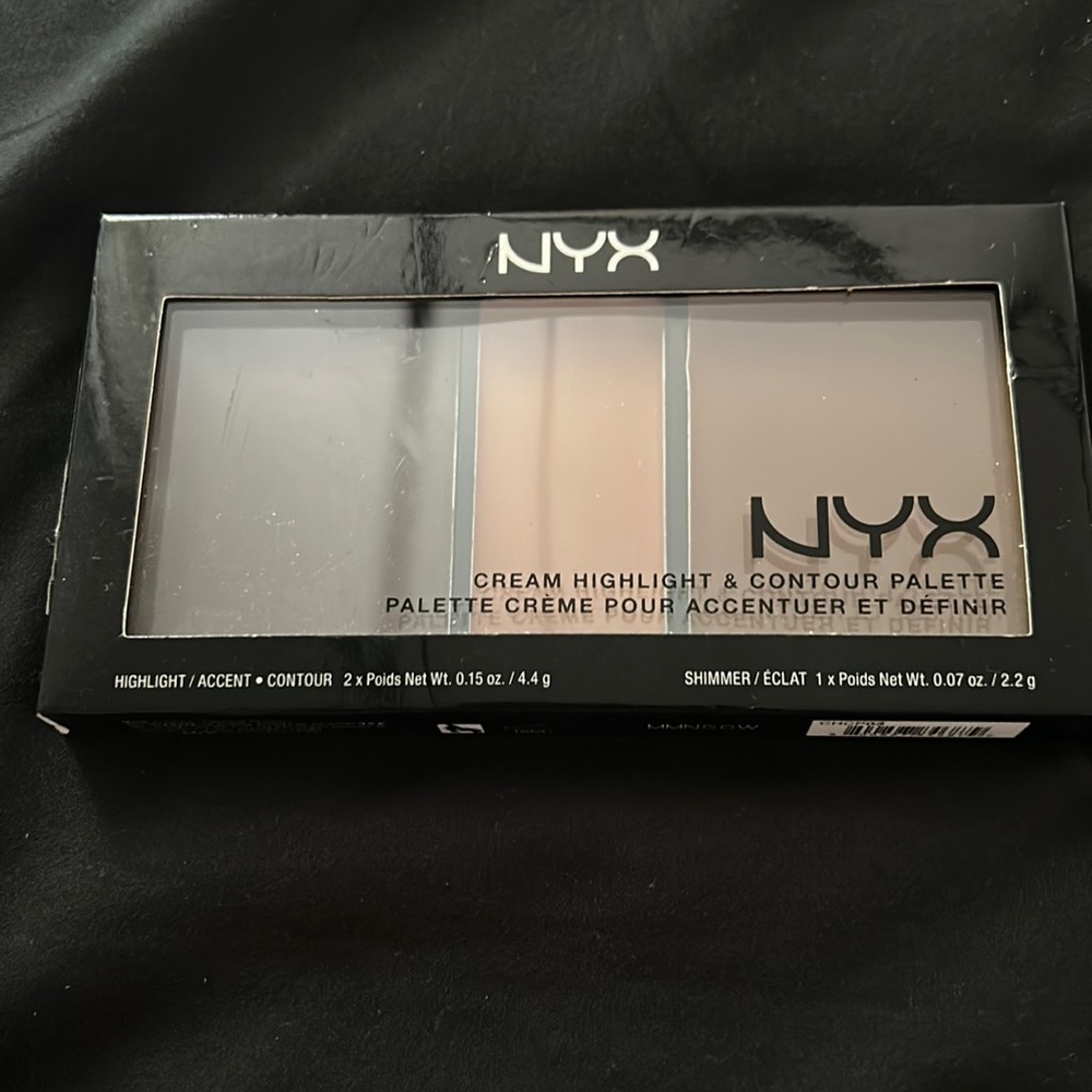 NYX highlight, accent , contour pallet
